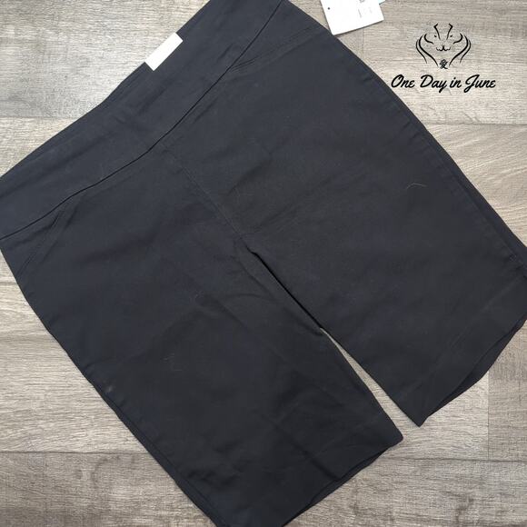 Croft & Barrow Pull On Shorts Size M - Picture 1 of 7